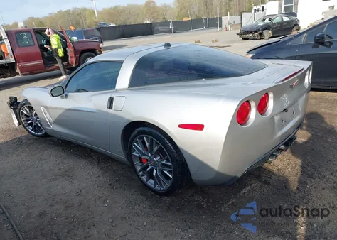 2005 Chevrolet Corvette из США, поврежденный, VIN 1G1YY24U755102175